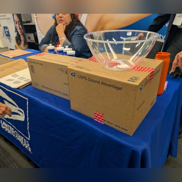 Shipping Label - Picture 3 of 9